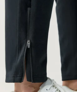 Born Living Yoga Ness Jogger - Black