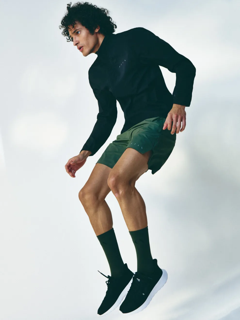 Born Living Yoga Orinoco Short - Swamp Green