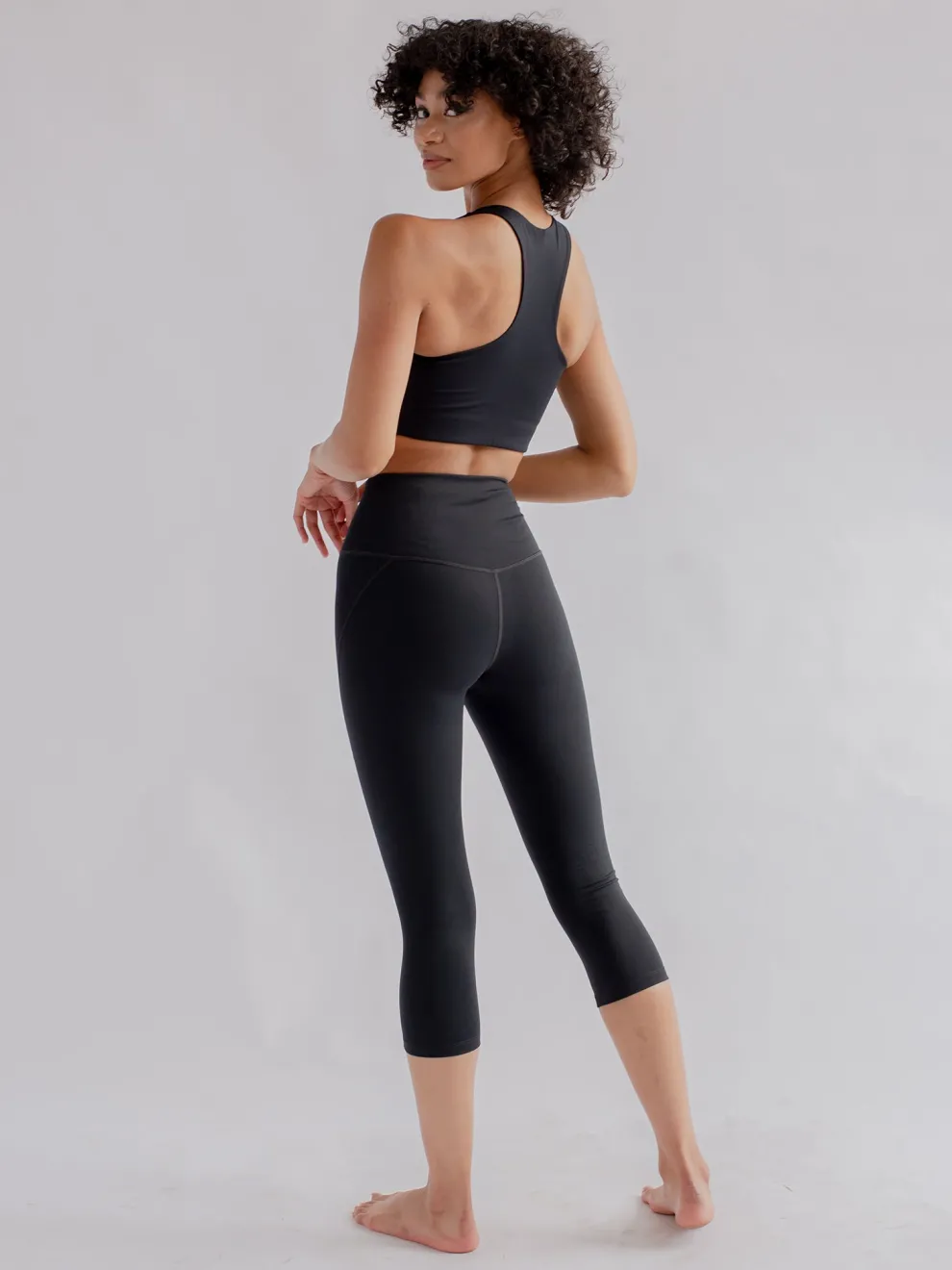 Girlfriend Collective Compressive High-Rise Capri