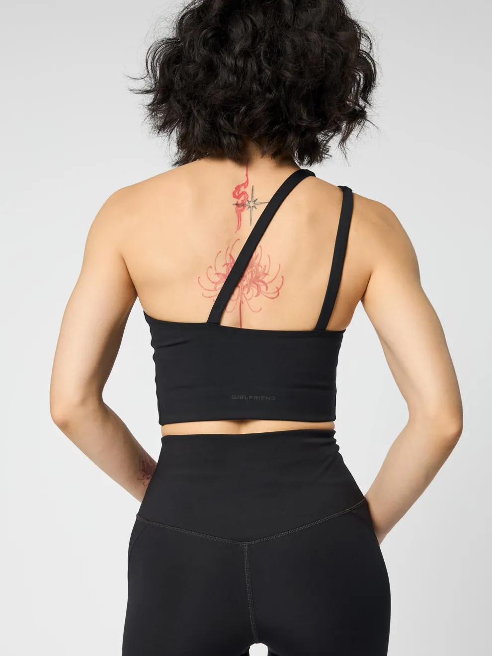 Girlfriend Collective Uma One-Shoulder Bra - Black