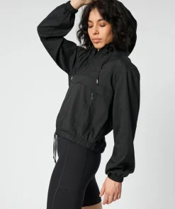 Girlfriend Collective Allie Hooded Windbreaker - Black
