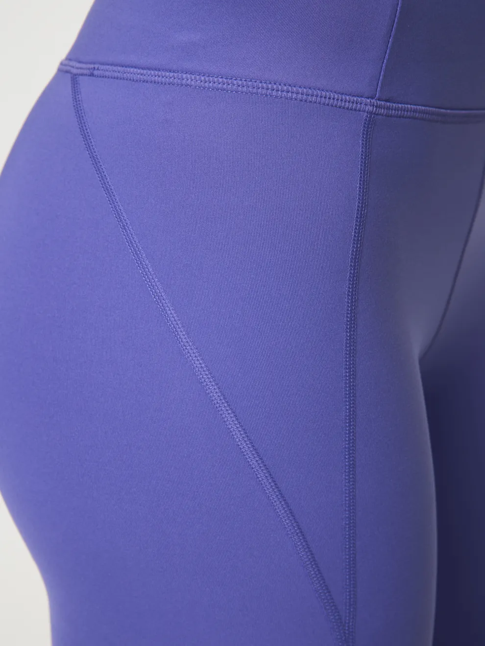 Girlfriend Collective Compressive High-Rise 7/8 Legging - Wild Iris