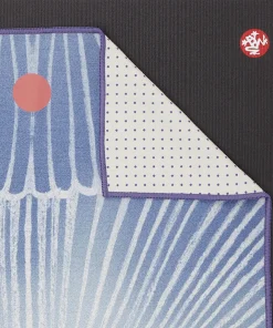Manduka Yogitoes Yoga Mat Towel - Radiant
