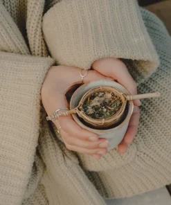 Palm of Feronia X Lady Apothcary Herbal Healing - De La Luna Tea