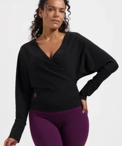 Urban Goddess Ala Long Sleeve Yoga Top - Onyx Black