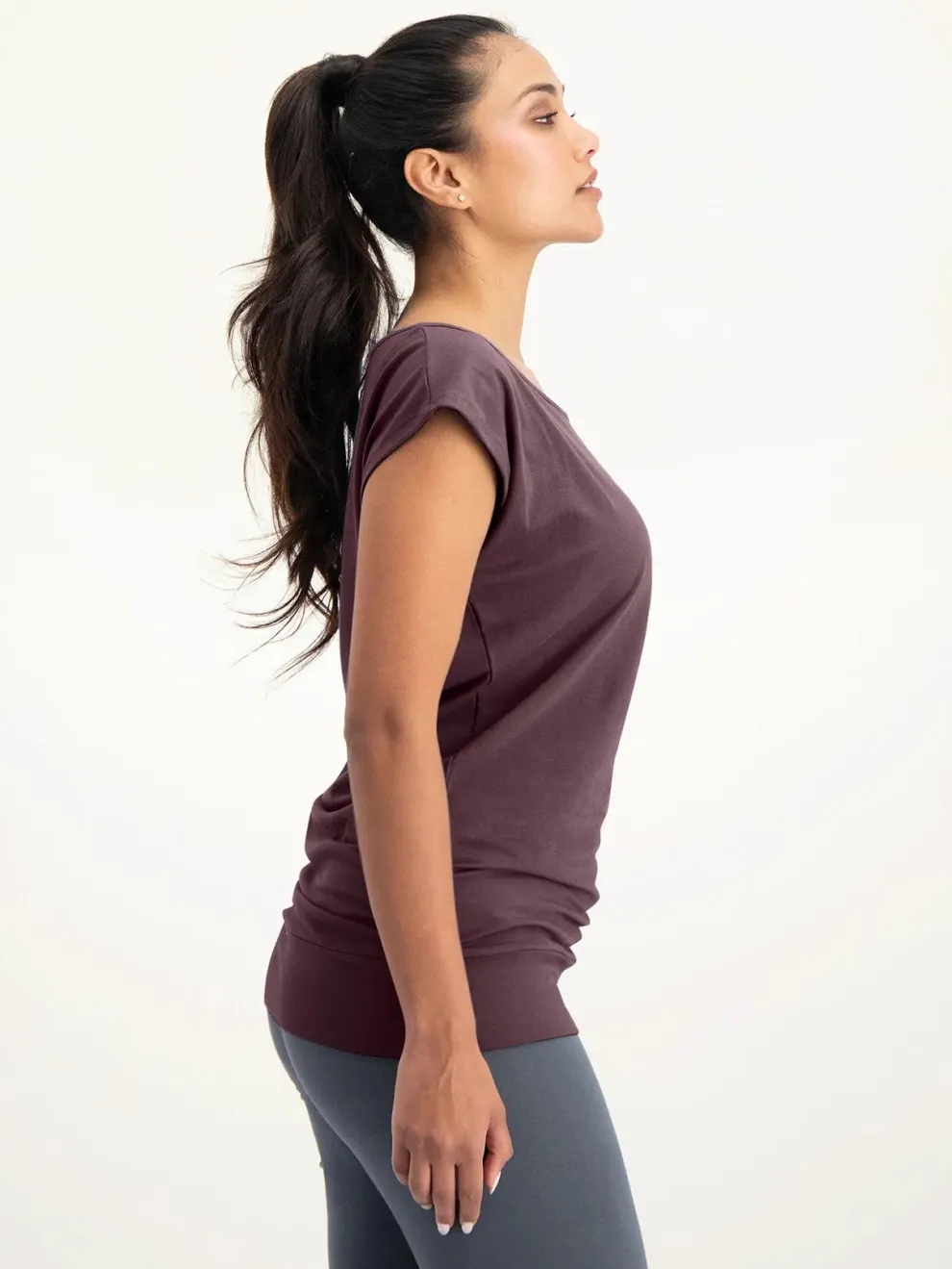Urban Goddess Asana Yoga Tee - Berry