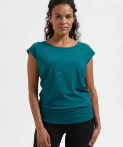 Urban Goddess Asana Yoga Tee - Seamoss
