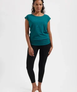 Urban Goddess Asana Yoga Tee - Seamoss