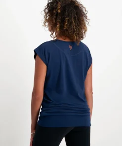 Urban Goddess Asana Yoga Tee - Midnight