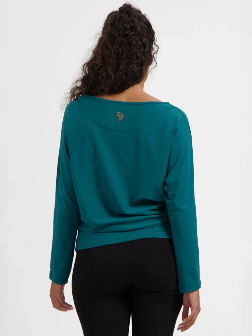 Urban Goddess Budhi Long Sleeve Yoga Top - Seamoss