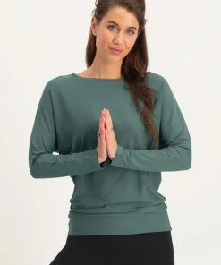 Urban Goddess Budhi Long Sleeve Yoga Top - Forest