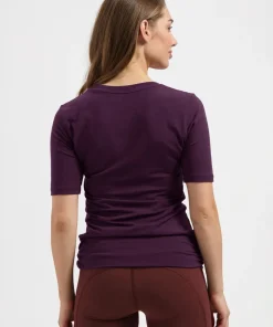 Urban Goddess Kami Yoga Tee - Bloom