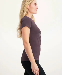 Urban Goddess Namaste Core Yoga Tee - Berry