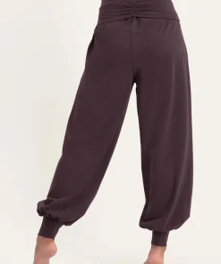 Urban Goddess Rhea Pants - Berry