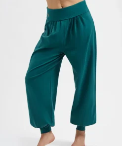 Urban Goddess Rhea Harem Yoga Pants - Seamoss