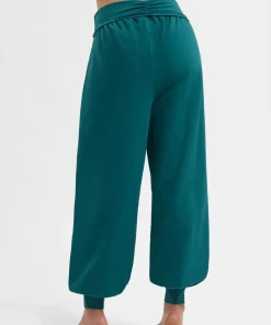 Urban Goddess Rhea Harem Yoga Pants - Seamoss