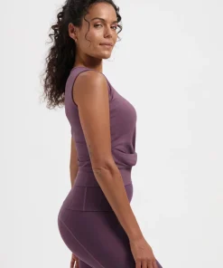 Urban Goddess Veyra Knot Yoga Tank - Berry