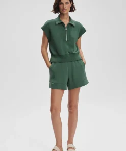 Varley Atrium High Rise Short 4.5 - Cilantro